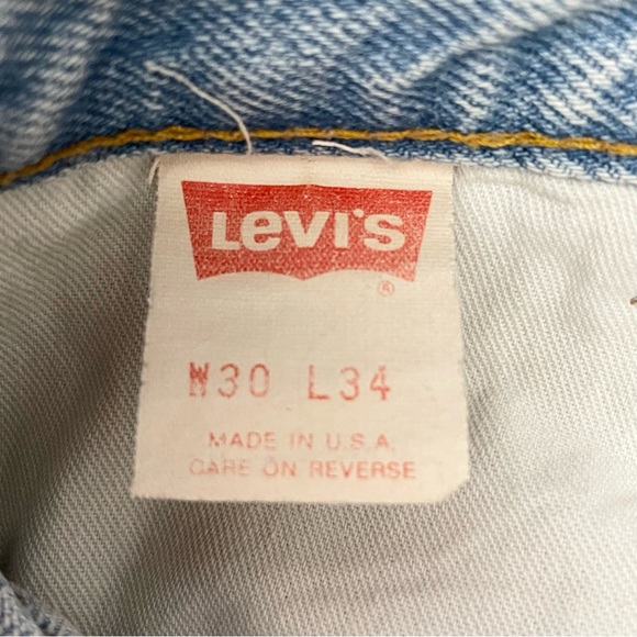 LEVI’S Vintage Student Fit High Rise Button Fly Cut Off Denim Shorts - Picture 6 of 7